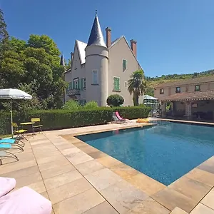 Au Fond De La Cour 3*, Veyre-Monton France